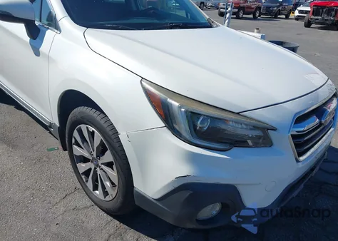 2019 Subaru Outback 2.5I Touring из США, поврежденный, VIN 4S4BSATC5K3215370